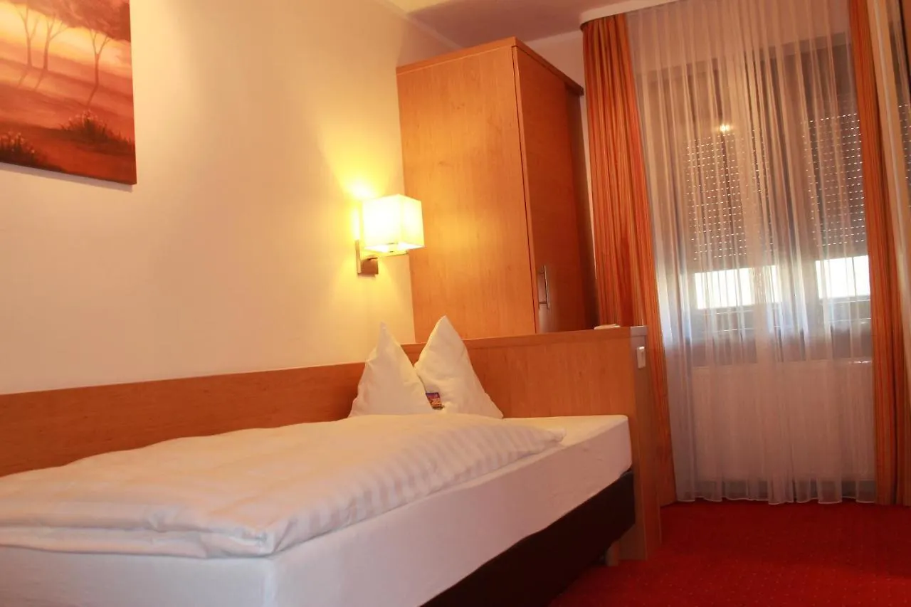 Hotel Huebler Frankfurt am Main 3*,